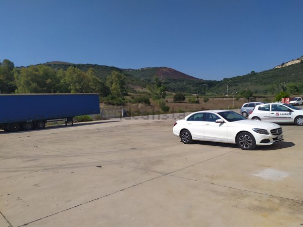 ufficio in affitto a Muros