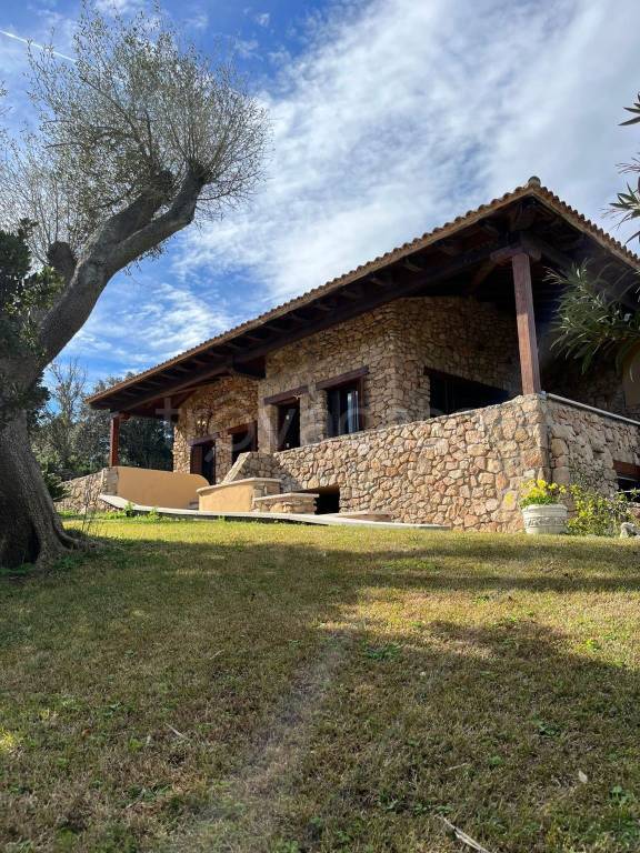 casa indipendente in affitto ad Olbia in zona Porto Rotondo