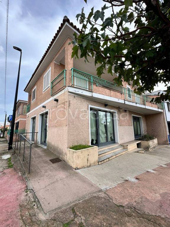 negozio in affitto ad Olbia in zona Aldo Moro