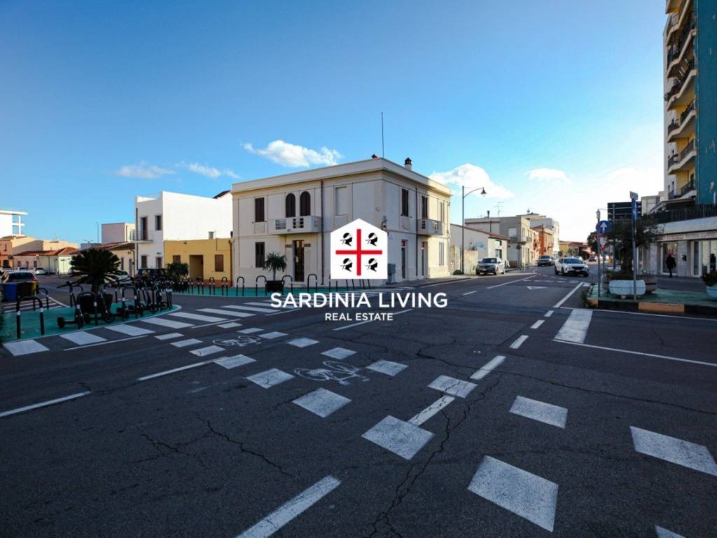 negozio in affitto ad Olbia in zona Centro Storico