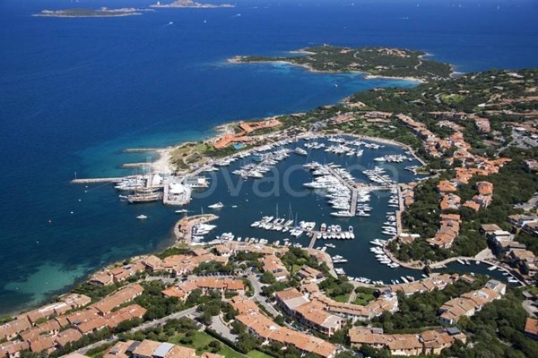 casa indipendente in affitto ad Olbia in zona Marinella