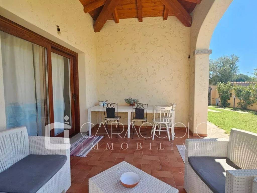 casa indipendente in affitto ad Olbia in zona Barcellona