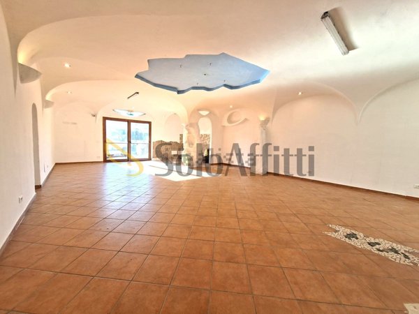 locale commerciale in affitto ad Olbia in zona Bandinu