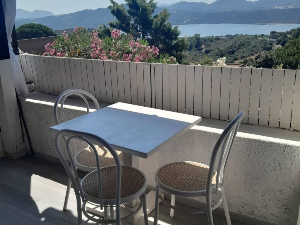 appartamento in affitto ad Olbia in zona Cugnana