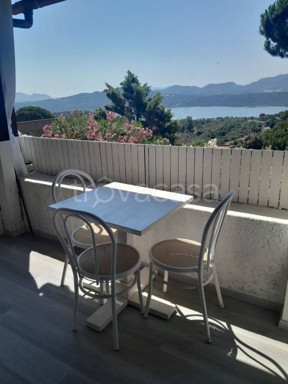 appartamento in affitto ad Olbia in zona Cugnana