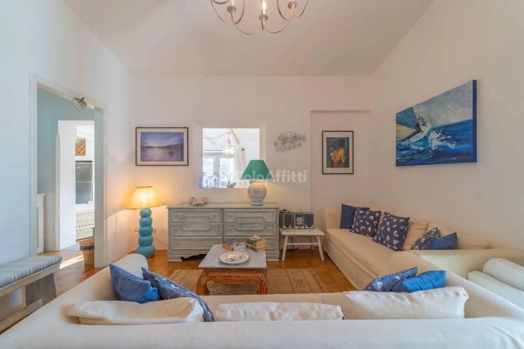 casa indipendente in affitto ad Olbia in zona Pittulongu