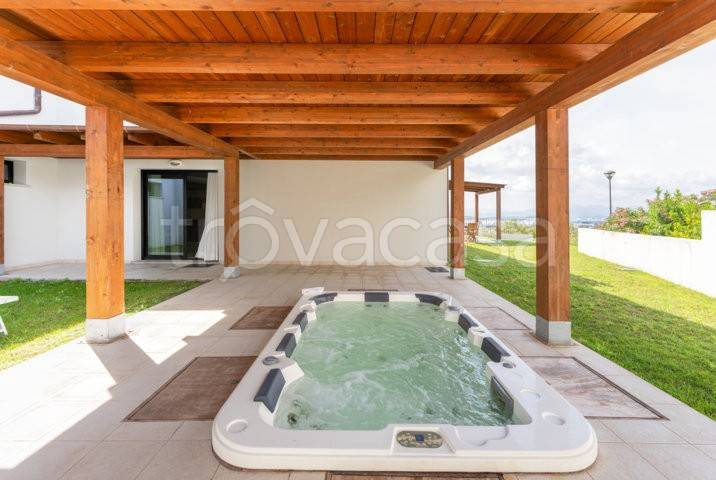 casa indipendente in affitto ad Olbia in zona Pittulongu