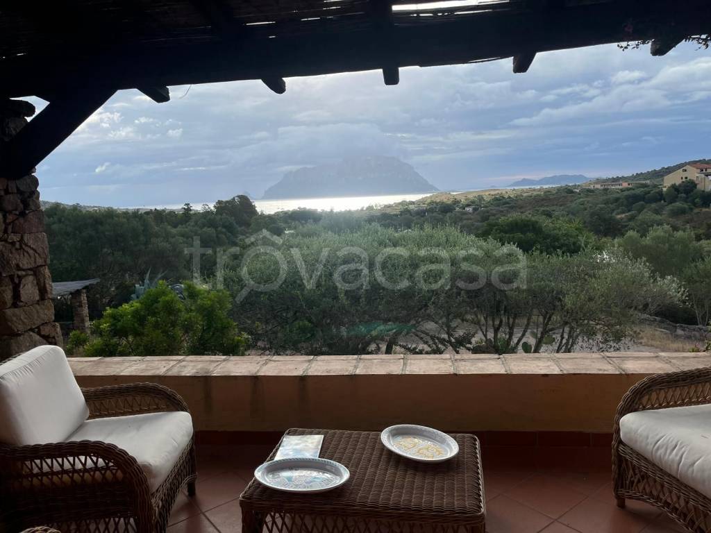 casa indipendente in affitto ad Olbia in zona Porto Istana