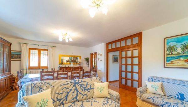 casa indipendente in affitto ad Olbia in zona Pittulongu