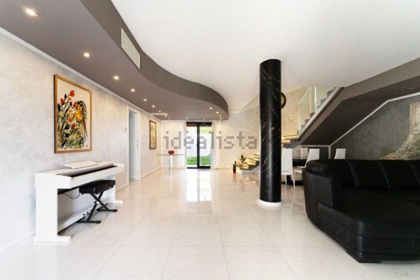 casa indipendente in affitto ad Olbia in zona Pittulongu