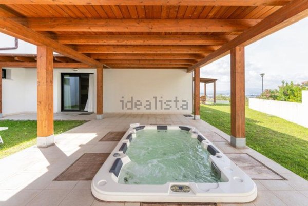 casa indipendente in affitto ad Olbia in zona Pittulongu