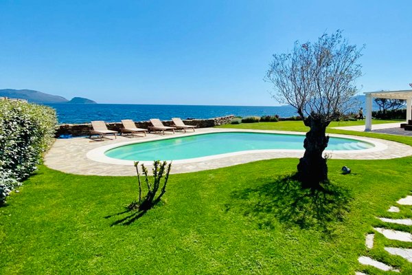 casa indipendente in affitto ad Olbia in zona Pittulongu