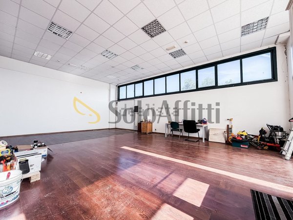 capannone in affitto ad Olbia