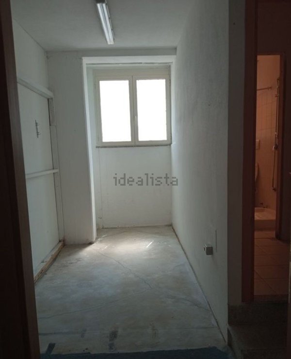 locale di sgombero in affitto ad Olbia in zona Aldo Moro