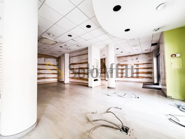 locale commerciale in affitto ad Olbia
