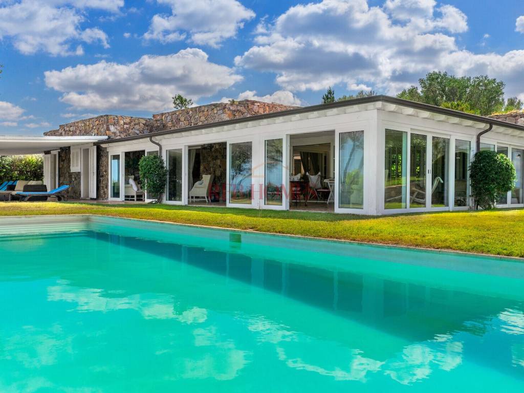 casa indipendente in affitto ad Olbia in zona Porto Rotondo