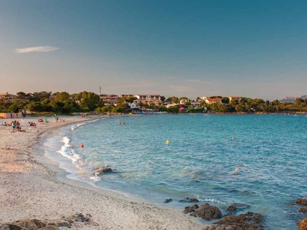 casa indipendente in affitto ad Olbia in zona Pittulongu