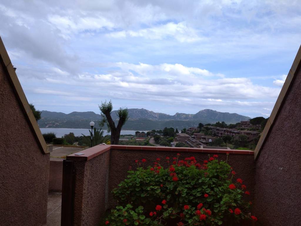 appartamento in affitto ad Olbia in zona Cugnana