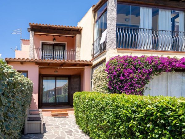 casa indipendente in affitto ad Olbia in zona Pittulongu