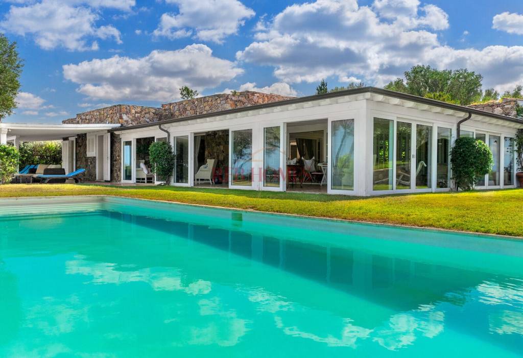 casa indipendente in affitto ad Olbia in zona Porto Rotondo