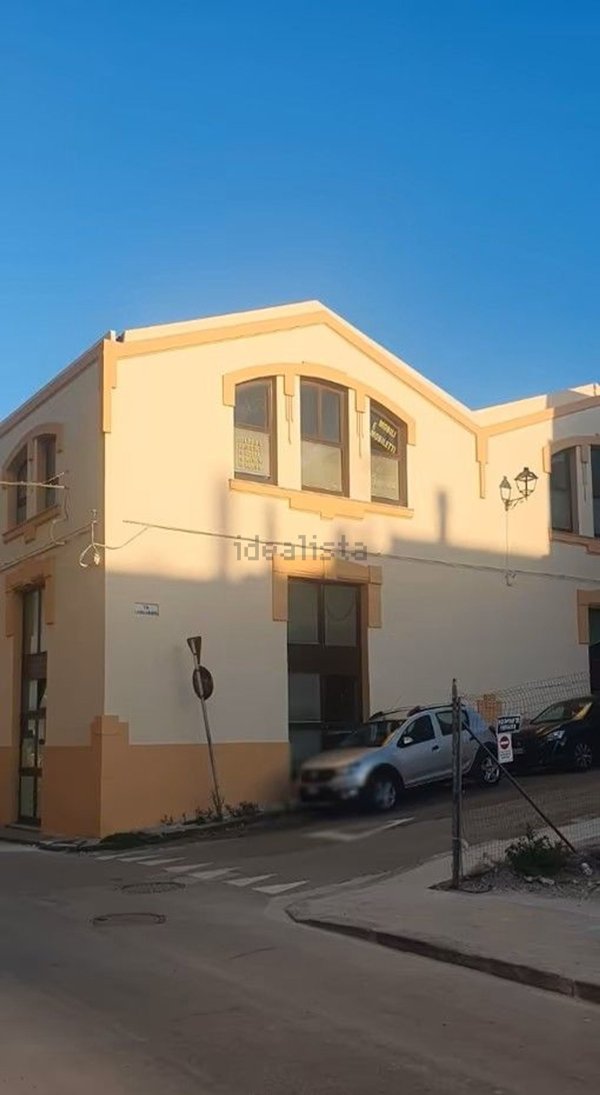 locale commerciale in affitto a Porto Torres