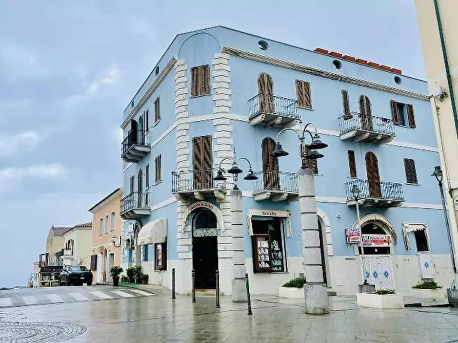 negozio in affitto a Santa Teresa Gallura