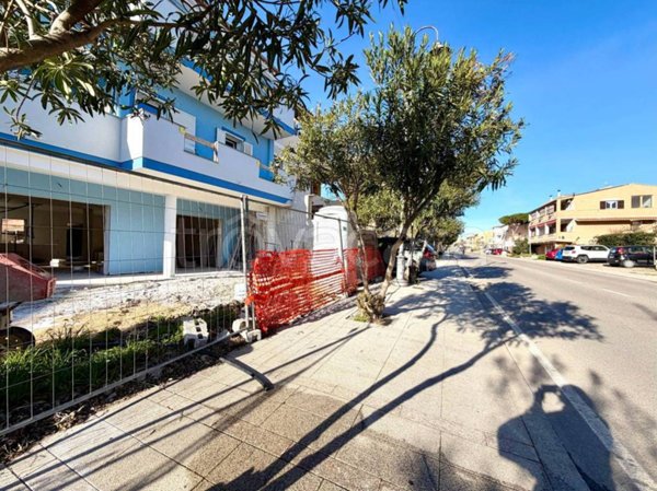 locale commerciale in affitto a Santa Teresa Gallura