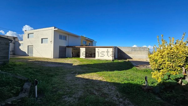locale commerciale in affitto a Sassari in zona Latte Dolce