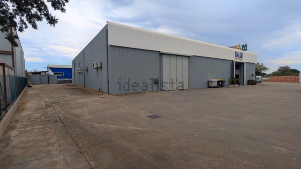 capannone in affitto a Sassari in zona Predda Niedda