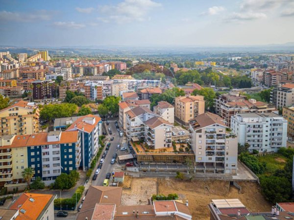 ufficio in affitto a Sassari in zona Luna e Sole / Prunizzedda