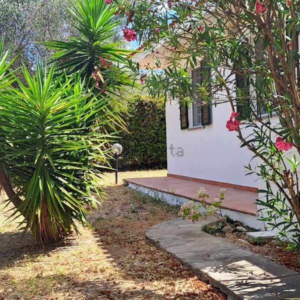 casa indipendente in affitto a Sassari