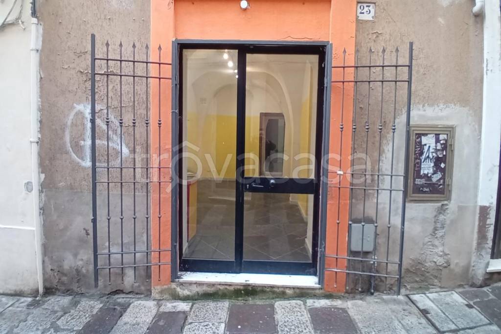 negozio in affitto a Sassari in zona Centro Storico