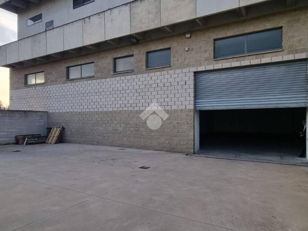 locale commerciale in affitto a Sassari in zona Predda Niedda