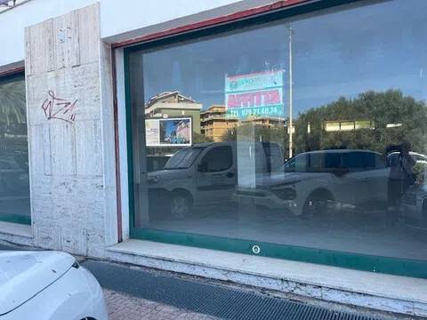 negozio in affitto a Sassari in zona Monserrato / Rizzeddu