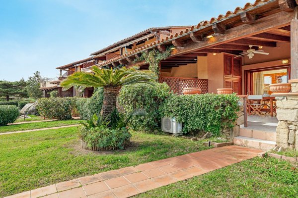 casa indipendente in affitto a Golfo Aranci in zona Marinella