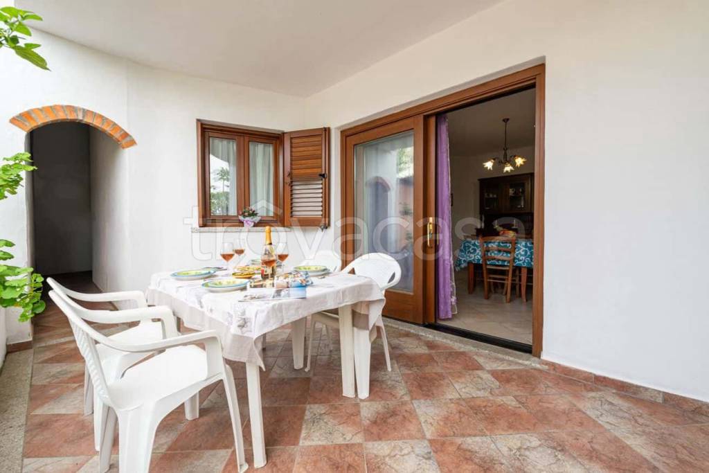 appartamento in affitto a Budoni in zona Tanaunella