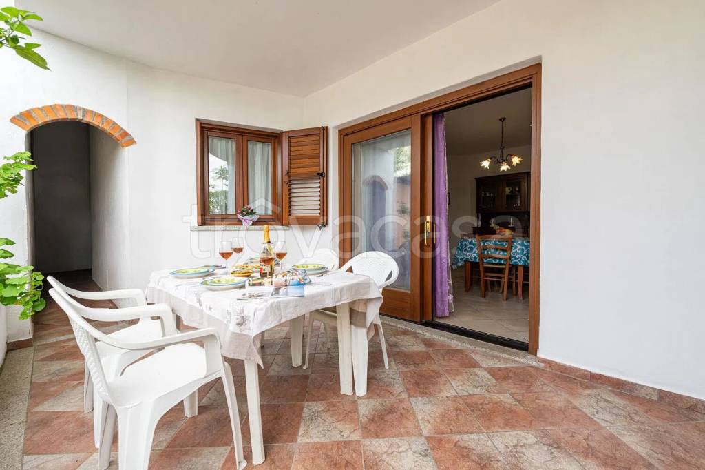 appartamento in affitto a Budoni in zona Tanaunella