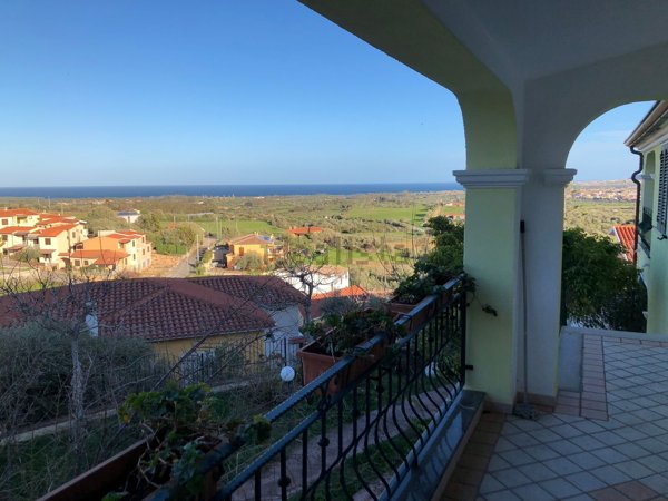 appartamento in affitto a Budoni in zona Malamorì