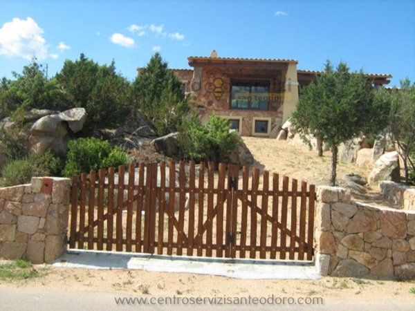 casa indipendente in affitto a San Teodoro(SS)