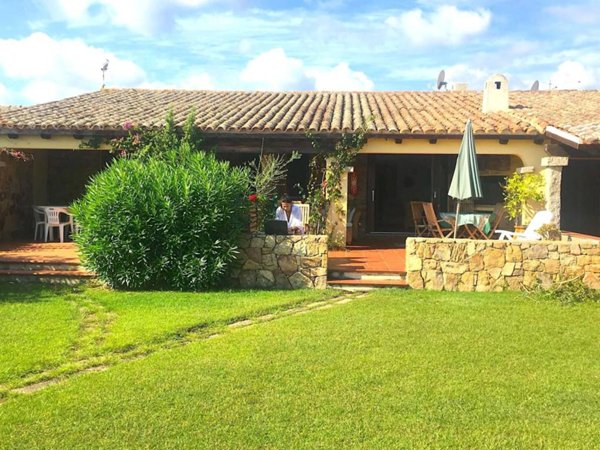casa indipendente in affitto a San Teodoro(SS)