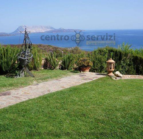 casa indipendente in affitto a San Teodoro(SS) in zona Costa Caddu