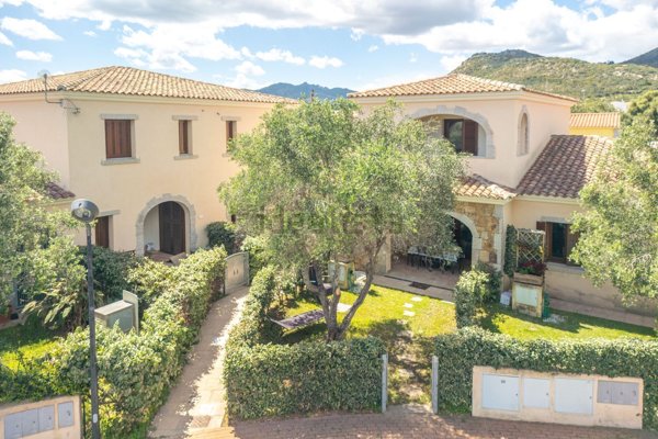 appartamento in affitto a San Teodoro(SS) in zona Lu Fraili