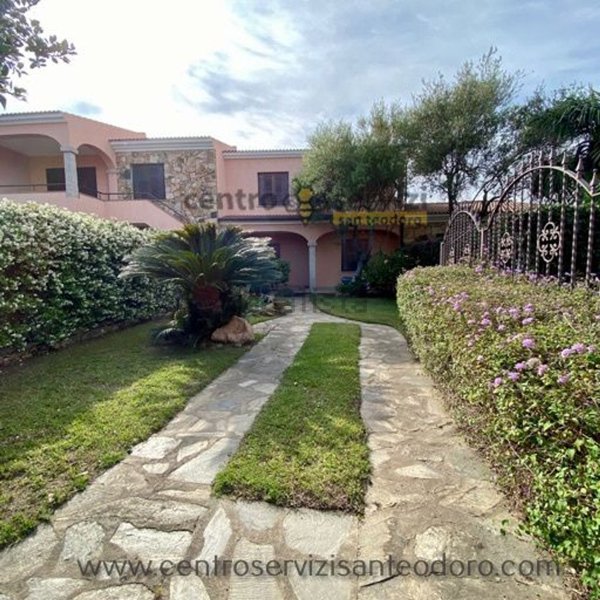 casa indipendente in affitto a San Teodoro(SS) in zona La Cinta