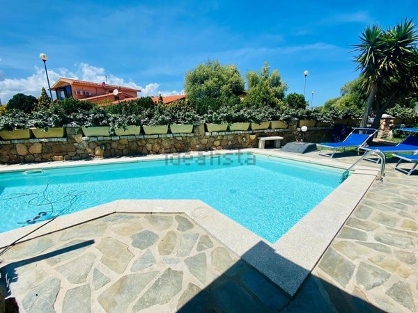 casa indipendente in affitto a San Teodoro(SS) in zona La Cinta