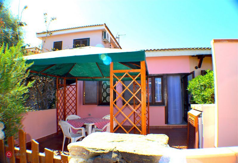 appartamento in affitto a San Teodoro(SS) in zona La Cinta