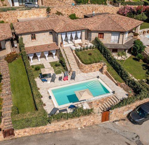 casa indipendente in affitto a San Teodoro(SS) in zona Capo Coda Cavallo