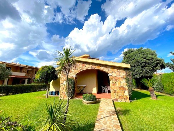 casa indipendente in affitto a San Teodoro(SS) in zona San Teodoro centro