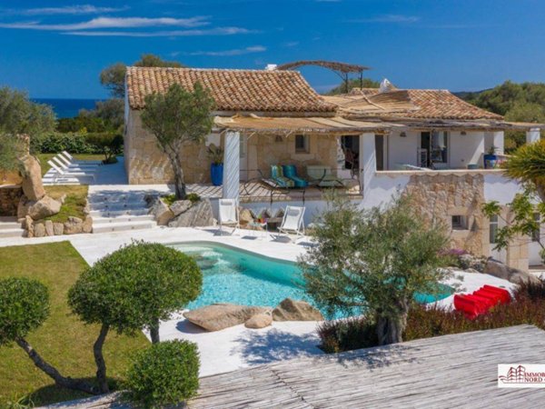 casa indipendente in affitto a San Teodoro(SS) in zona San Teodoro centro