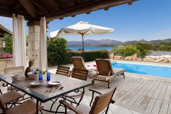 casa indipendente in affitto a San Teodoro(SS) in zona Capo Coda Cavallo