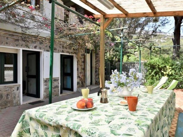 appartamento in affitto a Dorgali in zona Cala Gonone